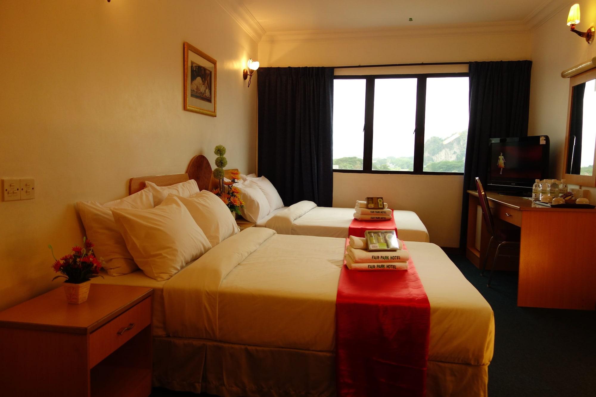 איפוה Fair Park Hotel מראה חיצוני תמונה