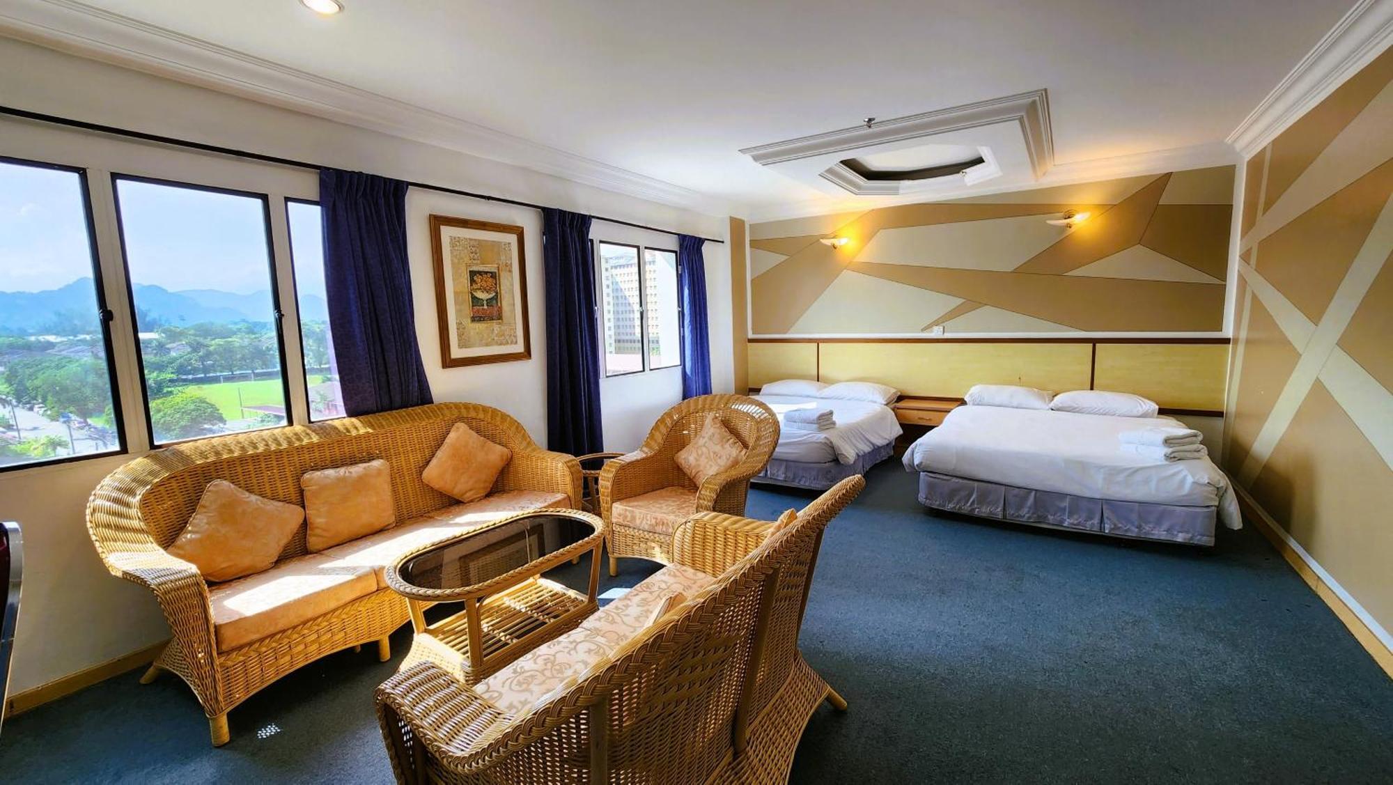 איפוה Fair Park Hotel מראה חיצוני תמונה